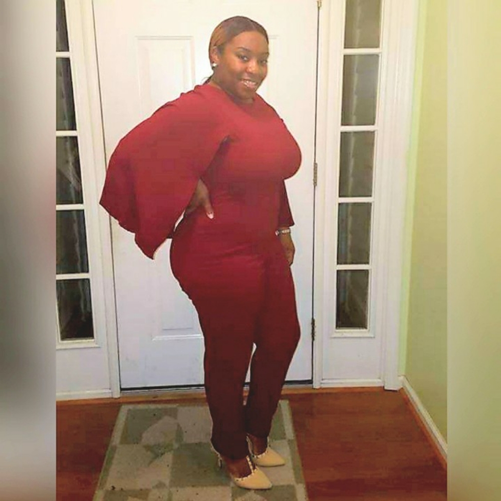 Cape Sleeve Romper (wine)